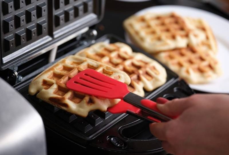Roller Grill Waffle Machine
